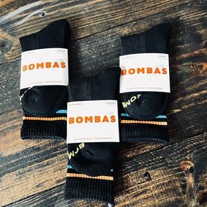 NWT 3 pairs Bombas Crew Socks med